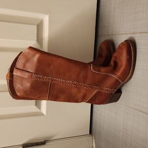 7.5 All Leather Boots